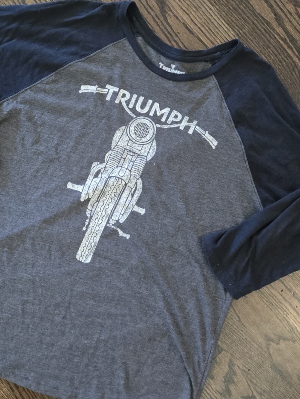 triumph motorcycle raglan tee | size xl | vintage wash graphic shirt